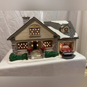 1997 Vintage Department 56 Snow Village The Brandon Bungalow #54918 W/Light